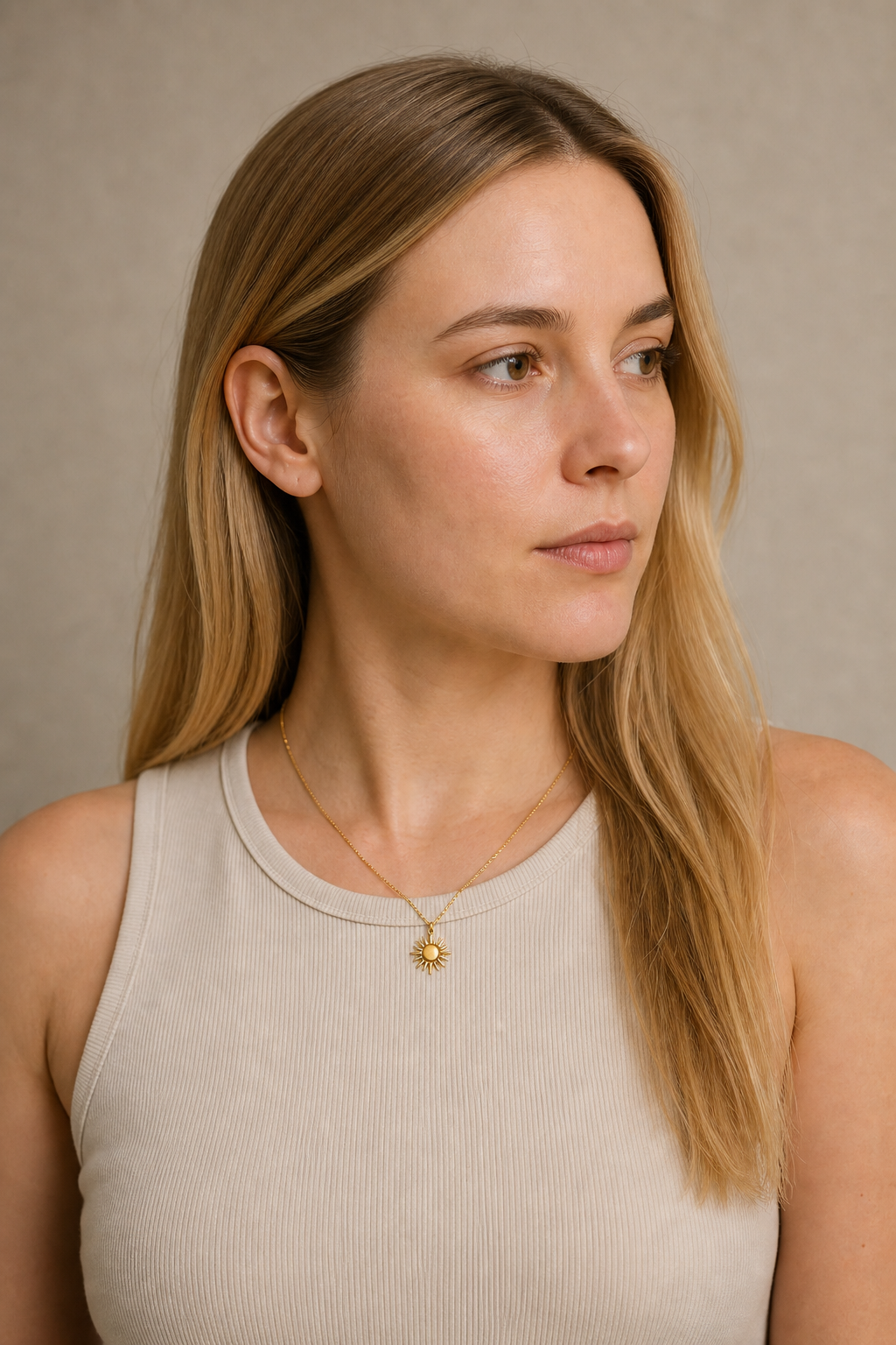 Colar Solar Dourado